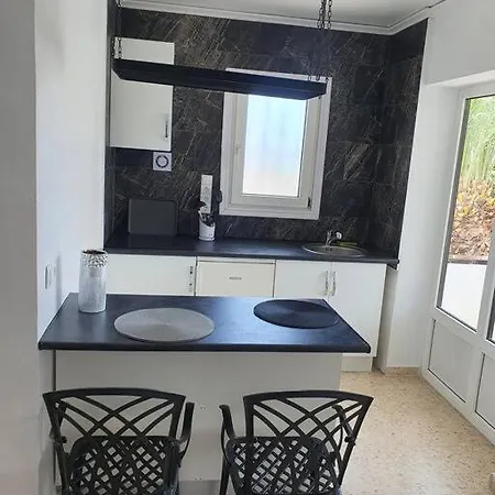 El Palmar Apartment *